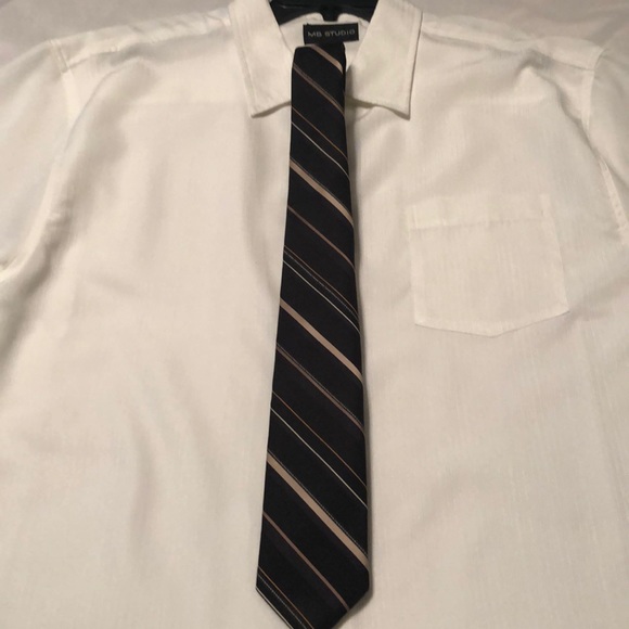 Men’s classy black tie with stripe pattern. - Picture 2 of 5